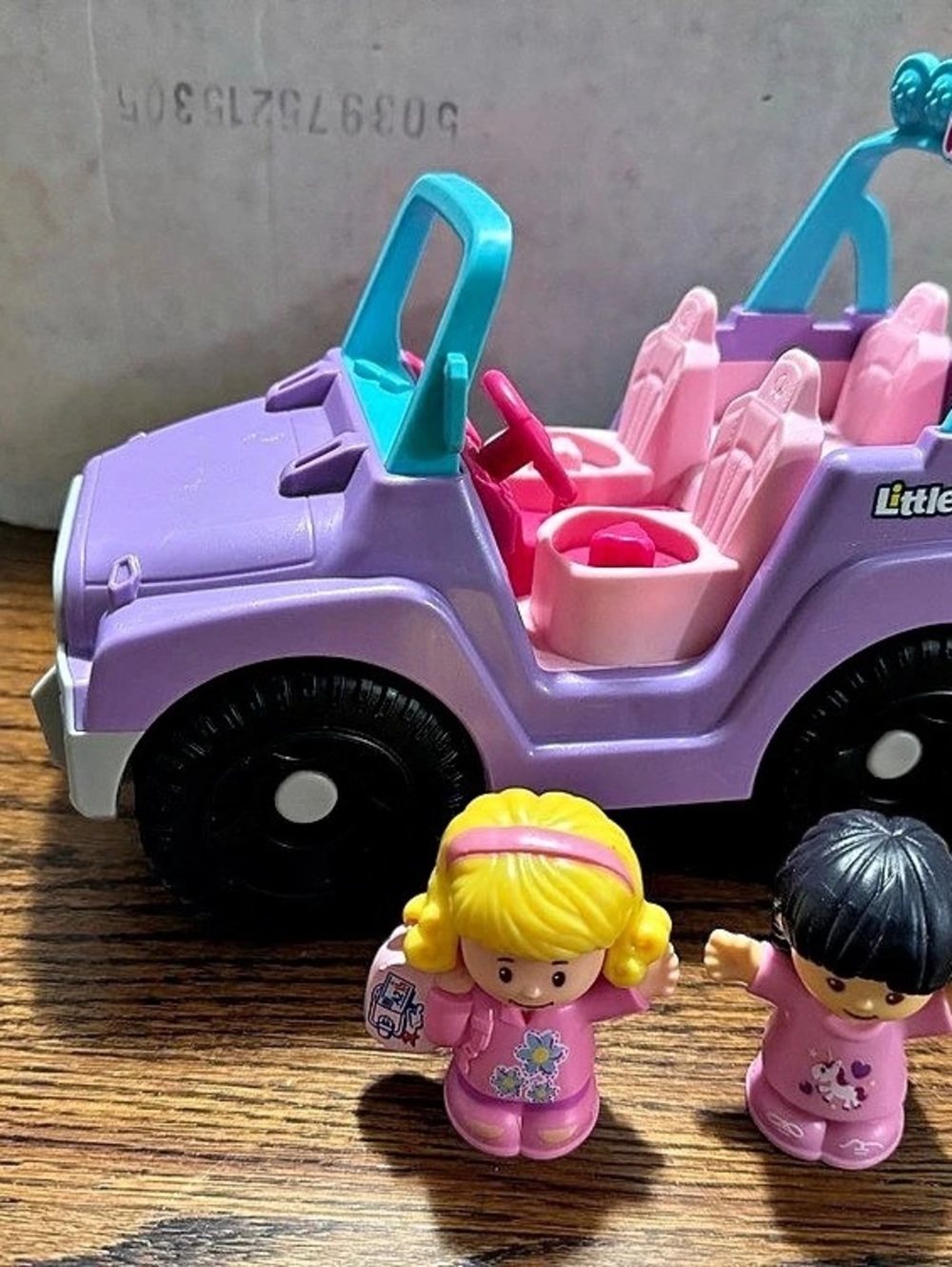 Little People fisher price Purple Jeep with Two Figures